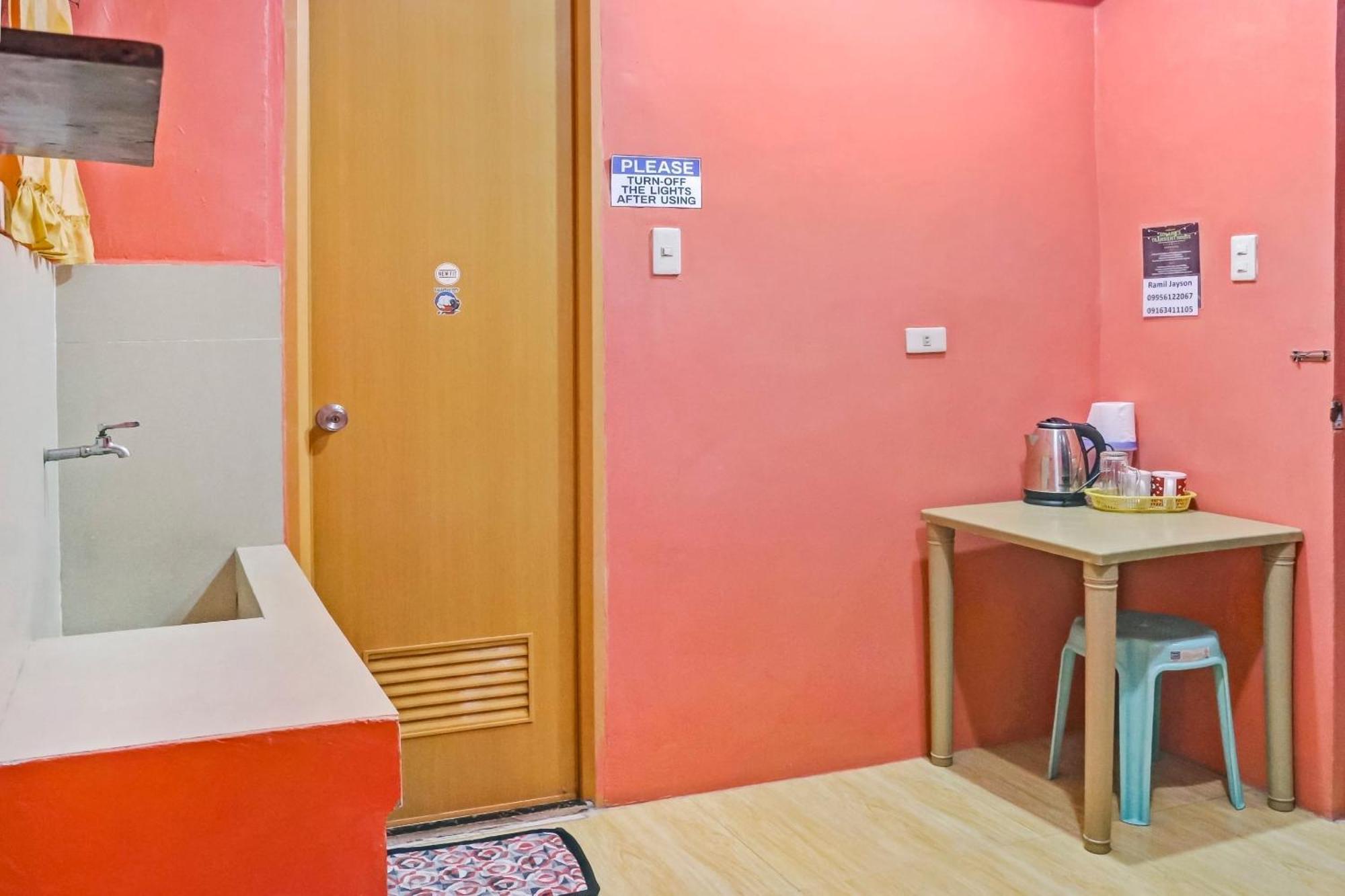 Solanos Transient House Hotel Pasay Luaran gambar