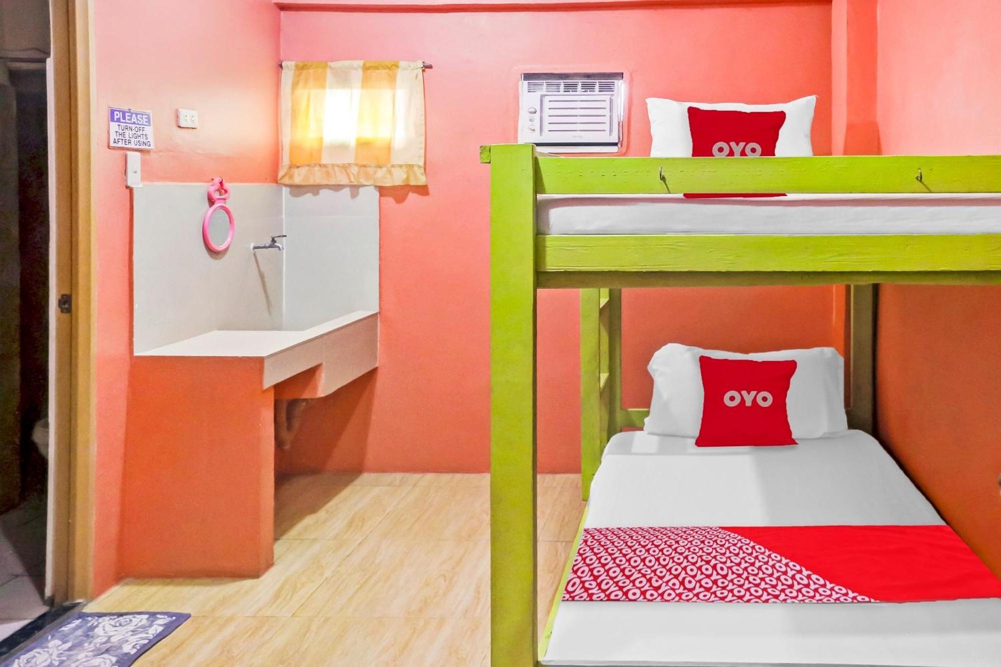Solanos Transient House Hotel Pasay Luaran gambar